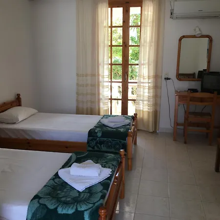 Pastras - Close To The Apartment Laganas