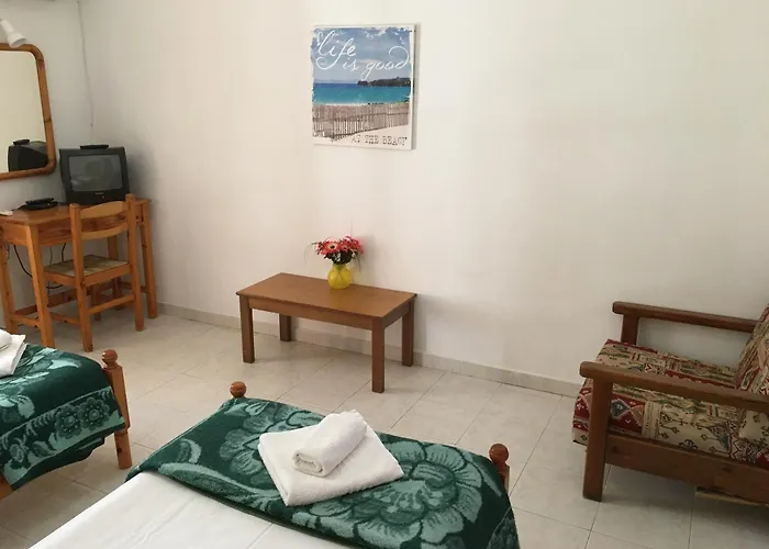 Pastras - Close To The * Laganas