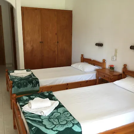 Pastras - Close To The * Laganas