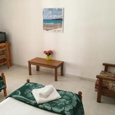 Pastras - Close To The * Laganas